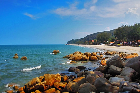 Pantai Teluk Cempedak Kuantan
